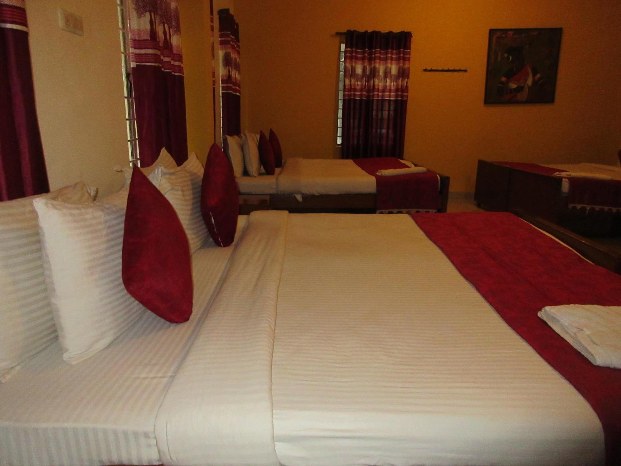 Kstdc Hotel Mayura Velapuri Belur Exterior photo
