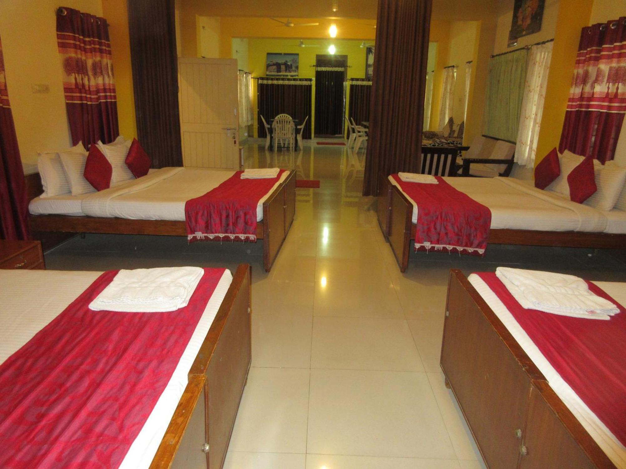 Kstdc Hotel Mayura Velapuri Belur Exterior photo