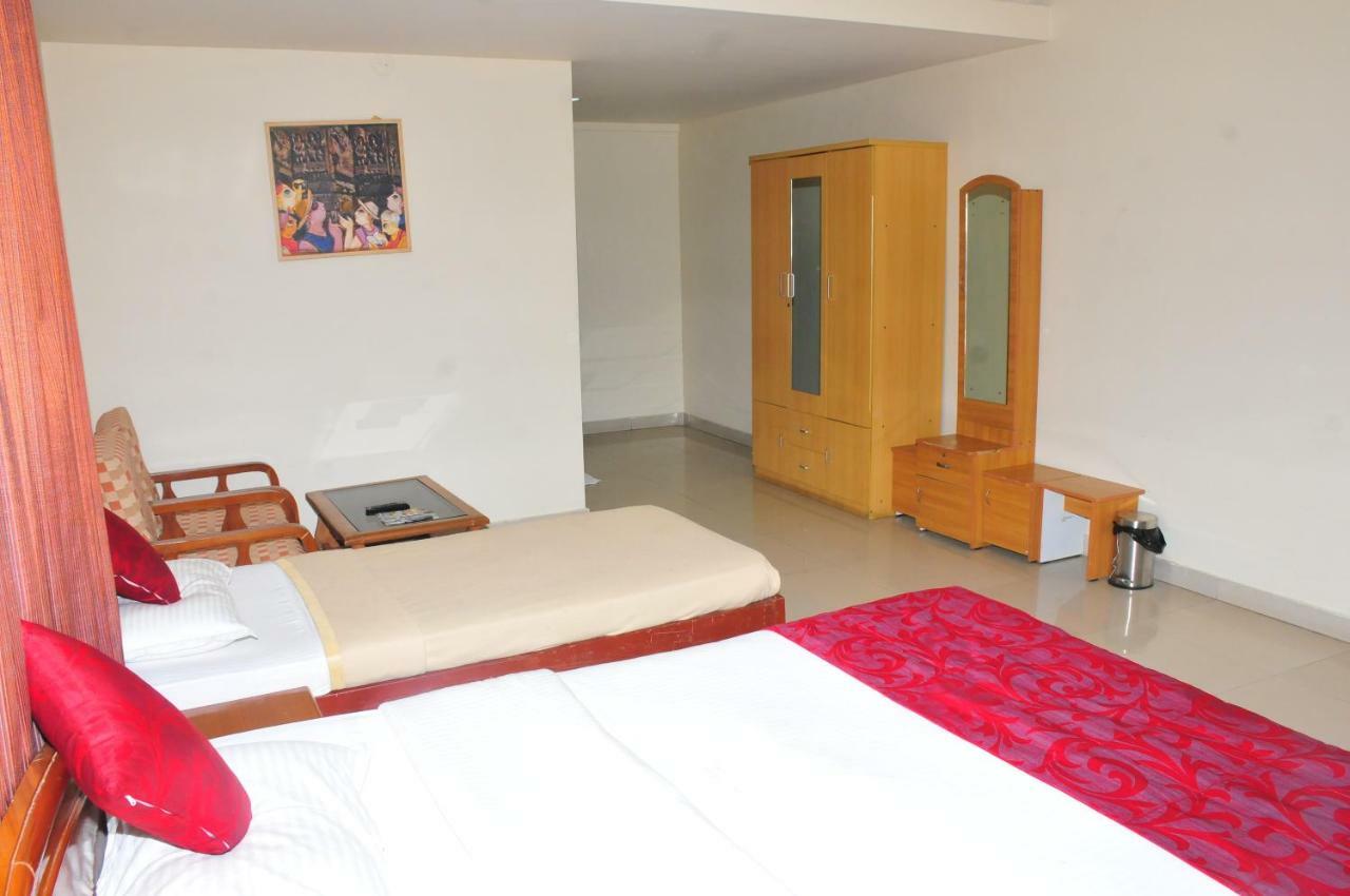 Kstdc Hotel Mayura Velapuri Belur Exterior photo